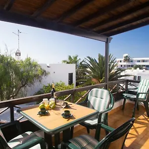 https://great-solarium-villa-in-puerto-del-carmen.puertodelcarmen-hotels.org